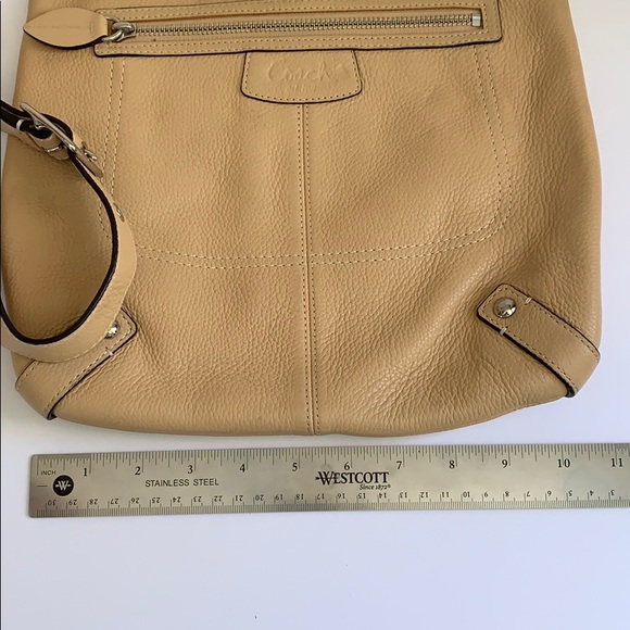 Coach Cream Colored Crossbody Bag - Picture 2 of 12